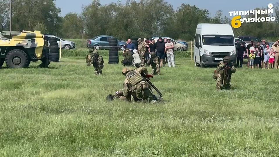 16 мая 2026 года в селе Новозахаркино Духовницкого района Саратовской области прошел ежегодный фестиваль, посвященный Дню Победы — «ПОКОЛЕНИЕ Z.O.V.: ГОРДОСТЬ. ПАМЯТЬ. ПОБЕДА!»