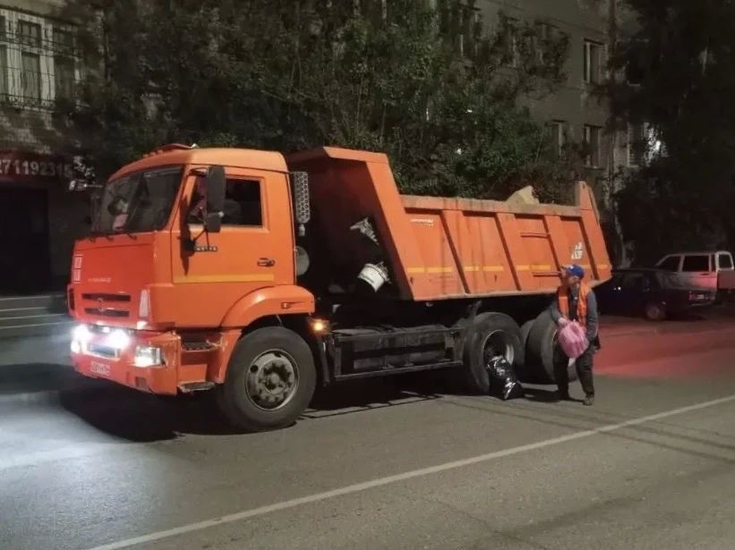 Продолжаются работы по благоустройству