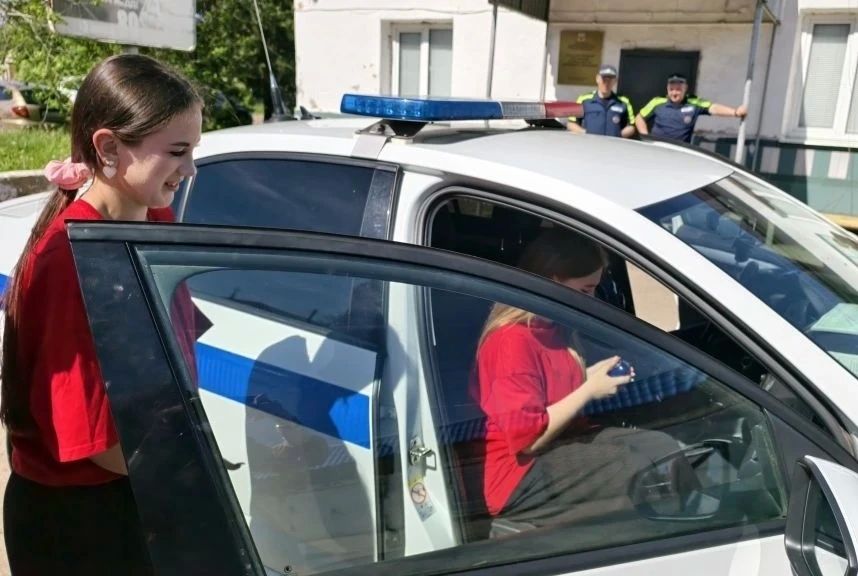 Школьники побывали на экскурсии в Госавтоинспекции Ртищевского района Школьники побывали на экскурсии в Госавтоинспекции Ртищевского района