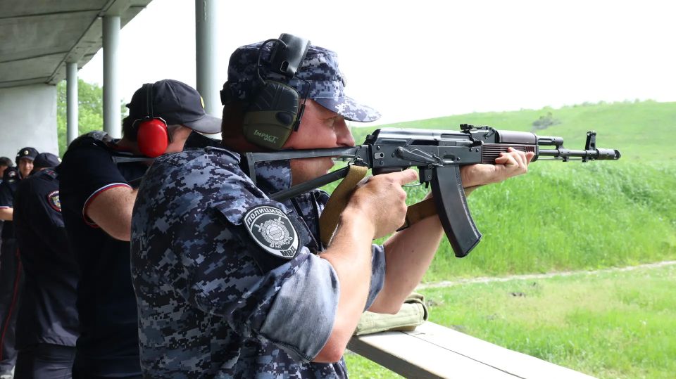 В региональной полиции подвели итоги чемпионата по стрельбе из боевого оружия В региональной полиции подвели итоги чемпионата по стрельбе из боевого оружия