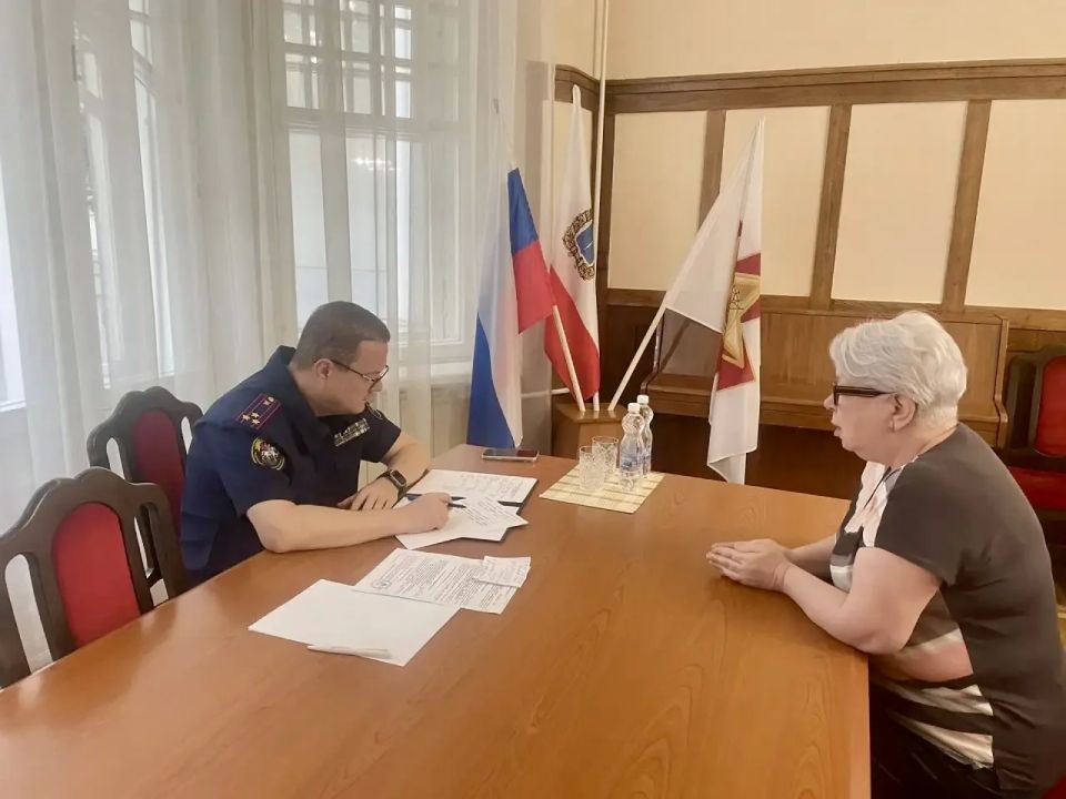 Исполняющий обязанности руководителя следственного управления провёл личный приём в госпитале для ветеранов войн Исполняющий обязанности руководителя следственного управления провёл личный приём в госпитале для ветеранов войн