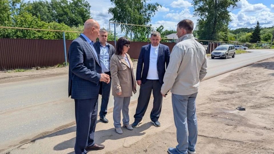 На общеобластном приёме жителей, инициированном губернатором Романом Бусаргиным, ко мне обратились владельцы дачных участков одного из СНТ в районе Старой пристани На общеобластном приёме жителей, инициированном губернатором Романом Бусаргиным, ко мне обратились владельцы дачных участков одного из СНТ в районе Старой пристани