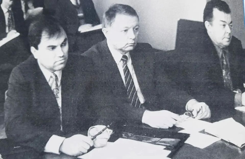 32 года назад, 29 мая 1994 года, состоялись выборы депутатов Саратовской областной Думы первого созыва 32 года назад, 29 мая 1994 года, состоялись выборы депутатов Саратовской областной Думы первого созыва