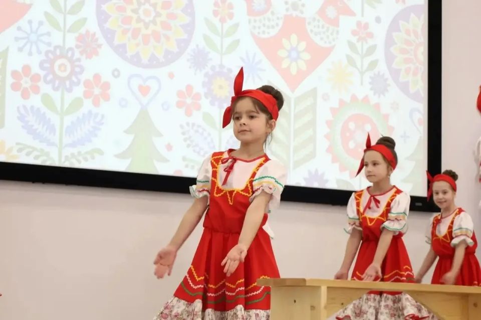 Глава города Игорь Молчанов встретился с участниками «Школы социальной активности» Глава города Игорь Молчанов встретился с участниками «Школы социальной активности»