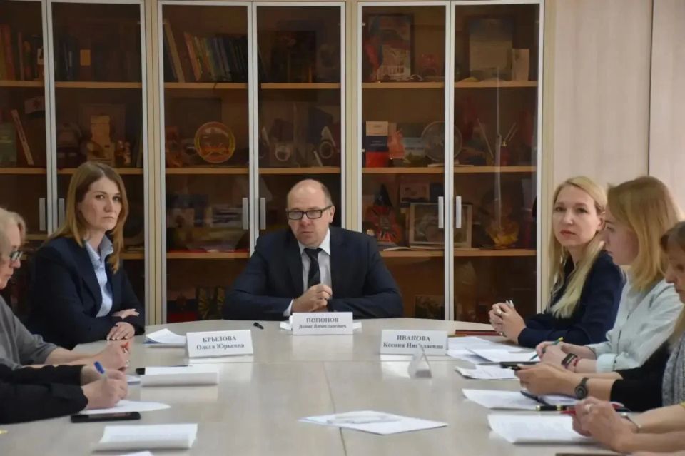Прошел очередной семинар для НКО, планирующих участие в областном конкурсе грантов