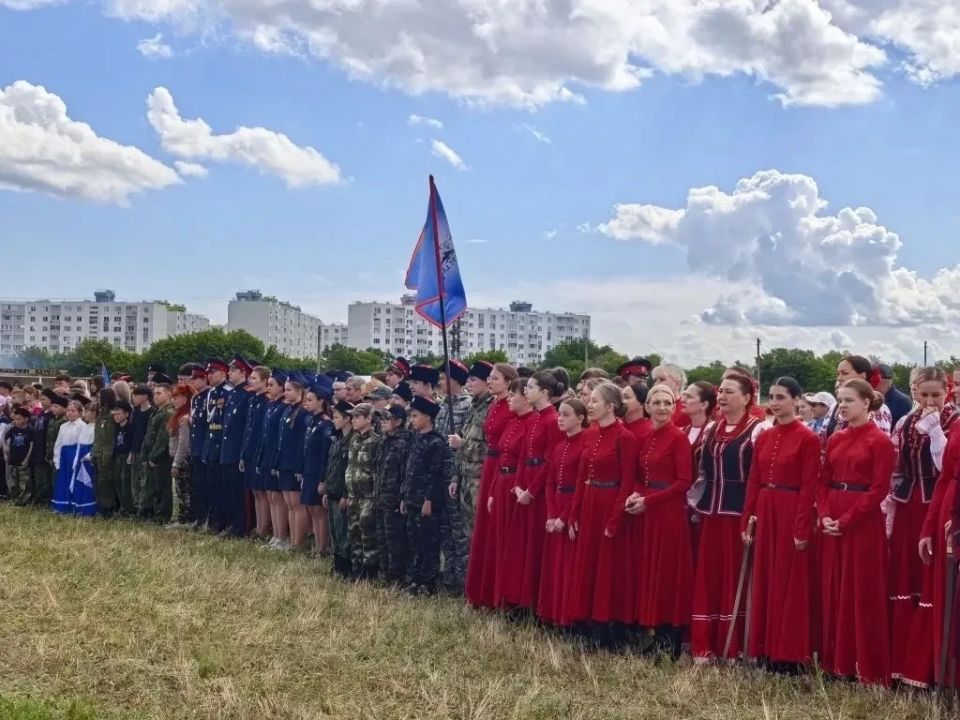 Саратов стал центром межрегиональных казачьих состязаний Саратов стал центром межрегиональных казачьих состязаний