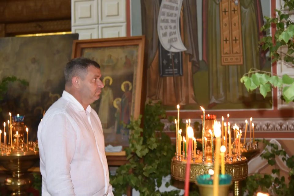 Сегодня один из самых светлых и значимых православных праздников — День Святой Троицы! Сегодня один из самых светлых и значимых православных праздников — День Святой Троицы!