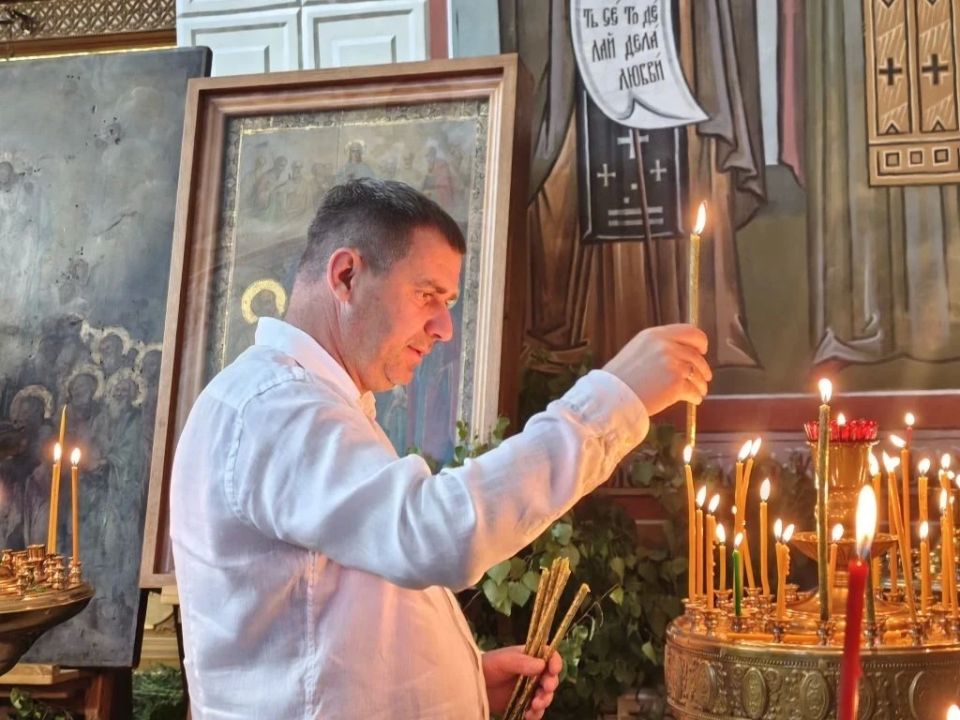 Сегодня один из самых светлых и значимых православных праздников — День Святой Троицы! Сегодня один из самых светлых и значимых православных праздников — День Святой Троицы!