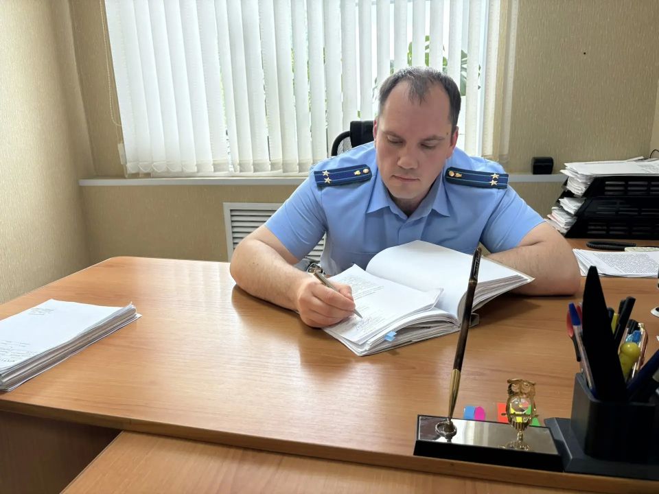 И.о прокурора города Балашова Николай Ситников утвердил обвинительное заключение по уголовному делу в отношении шести местных жителей в возрасте от 18 до 30 лет