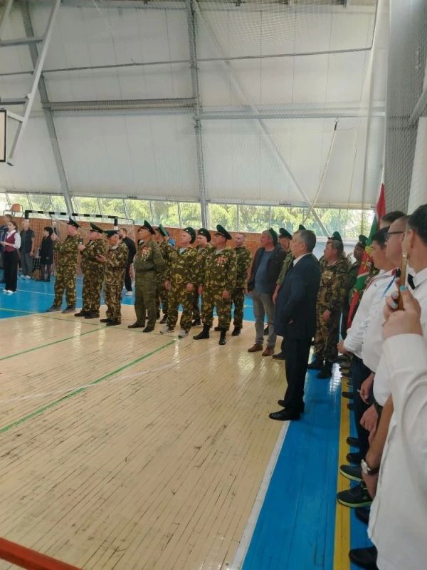 В Хвалынске определили сильнейших юных боксеров В Хвалынске определили сильнейших юных боксеров