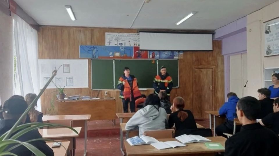 ЦИФРЫ НЕДЕЛИ. В период с 25.05.2026 года по 31.05.2026 года в ОГУ «Служба спасения Саратовской области» обратились 184 человека, 157 человек получили квалифицированную консультацию по интересующим их вопросам ЦИФРЫ НЕДЕЛИ. В период с 25.05.2026 года по 31.05.2026 года в ОГУ «Служба спасения Саратовской области» обратились 184 человека, 157 человек получили квалифицированную консультацию по интересующим их вопросам