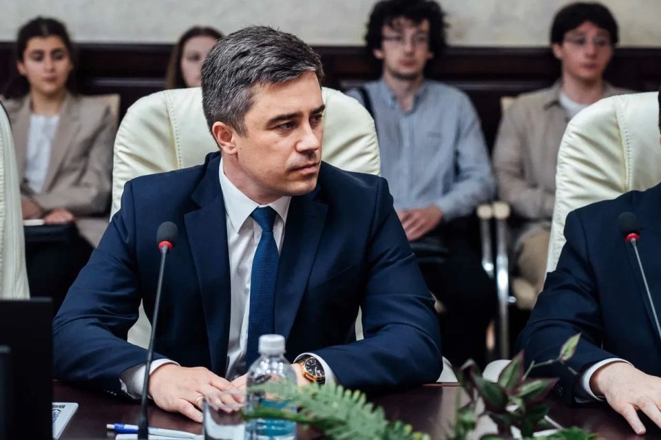 Заместитель руководителя ТУ Росимущества принял участие в заседании круглого стола Заместитель руководителя ТУ Росимущества принял участие в заседании круглого стола
