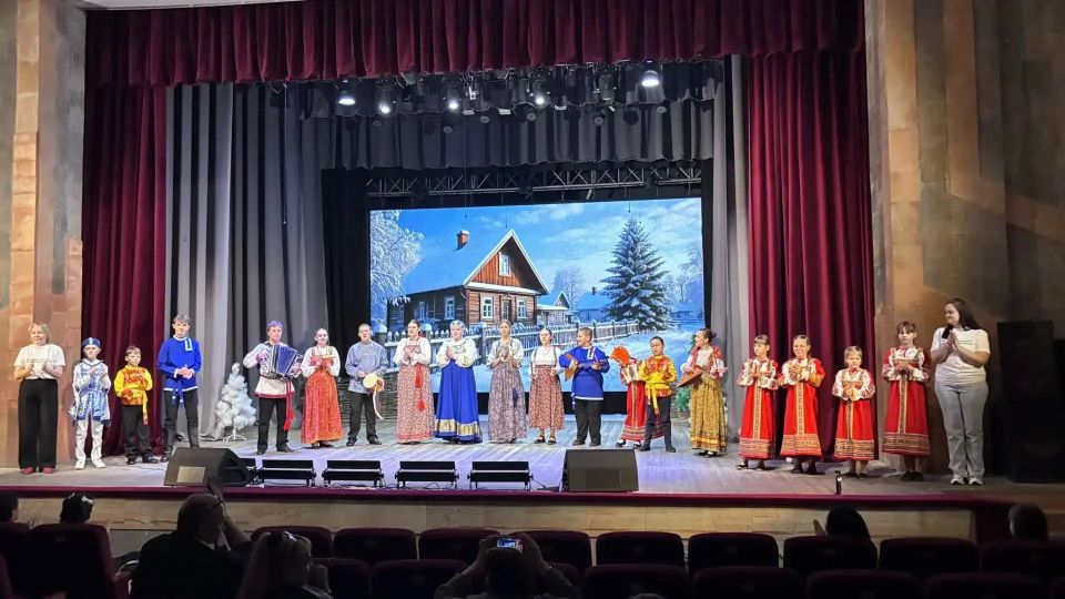 В Марксе прошёл итоговый спектакль инклюзивного проекта «Театр равных возможностей В Марксе прошёл итоговый спектакль инклюзивного проекта «Театр равных возможностей