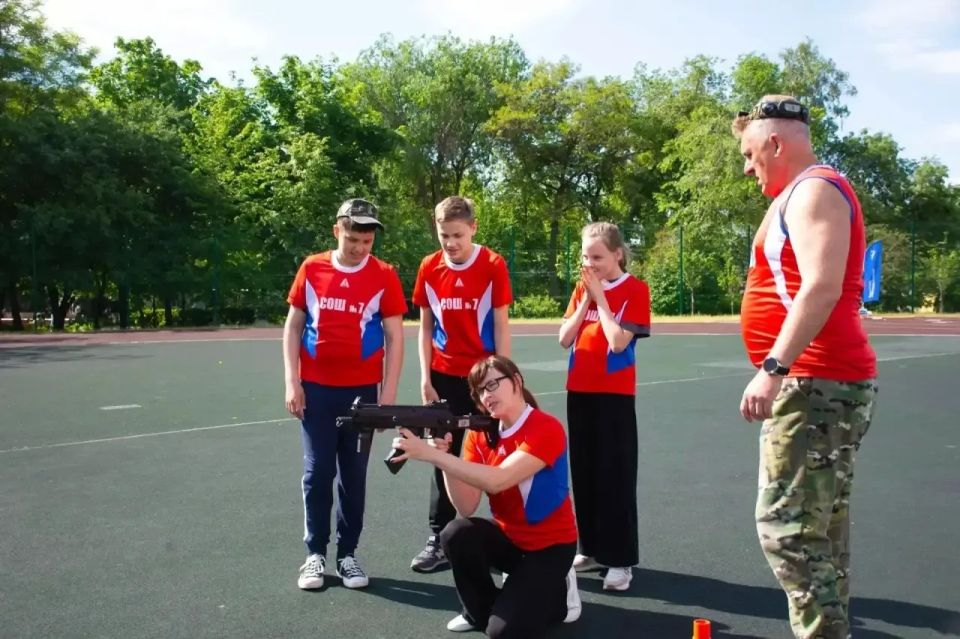 На стадионе Детского парка прошел муниципальный этап Всероссийской игры «Семейная зарница» На стадионе Детского парка прошел муниципальный этап Всероссийской игры «Семейная зарница»