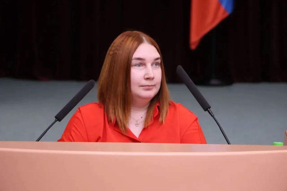 Избраны заместитель председателя и главы трех комитетов Молодежного парламента при Саратовской областной Думе Избраны заместитель председателя и главы трех комитетов Молодежного парламента при Саратовской областной Думе