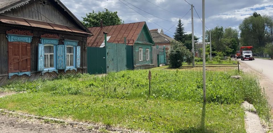 Сотрудники управления муниципального контроля и административной практики провели выездное мероприятие по улицам Лесозаводской, Волоха и Вокзальной на предмет соблюдения Правил благоустройства