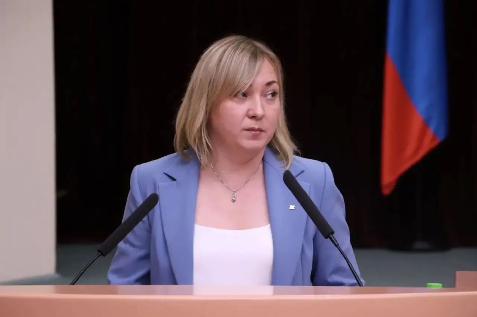 Избраны заместитель председателя и главы трех комитетов Молодежного парламента при Саратовской областной Думе Избраны заместитель председателя и главы трех комитетов Молодежного парламента при Саратовской областной Думе
