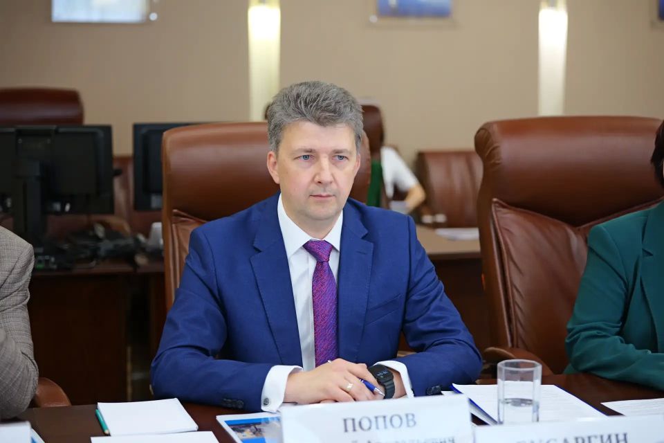Совместная работа правительства Саратовской области и Банка России по усилению информационного взаимодействия и повышению финансовой грамотности населения обсуждалась в рамках встречи губернатора Романа Бусаргина с... Совместная работа правительства Саратовской области и Банка России по усилению информационного взаимодействия и повышению финансовой грамотности населения обсуждалась в рамках встречи губернатора Романа Бусаргина с...