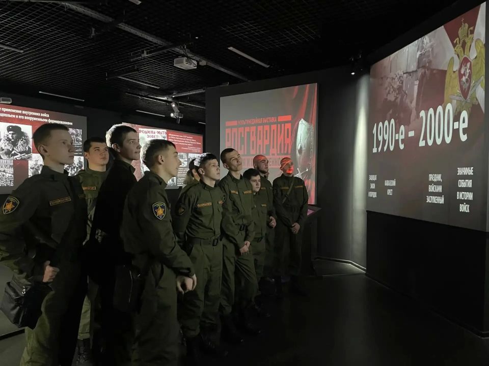 Более 10 тысяч саратовцев посетили мультимедийную выставку «Росгвардия Более 10 тысяч саратовцев посетили мультимедийную выставку «Росгвардия