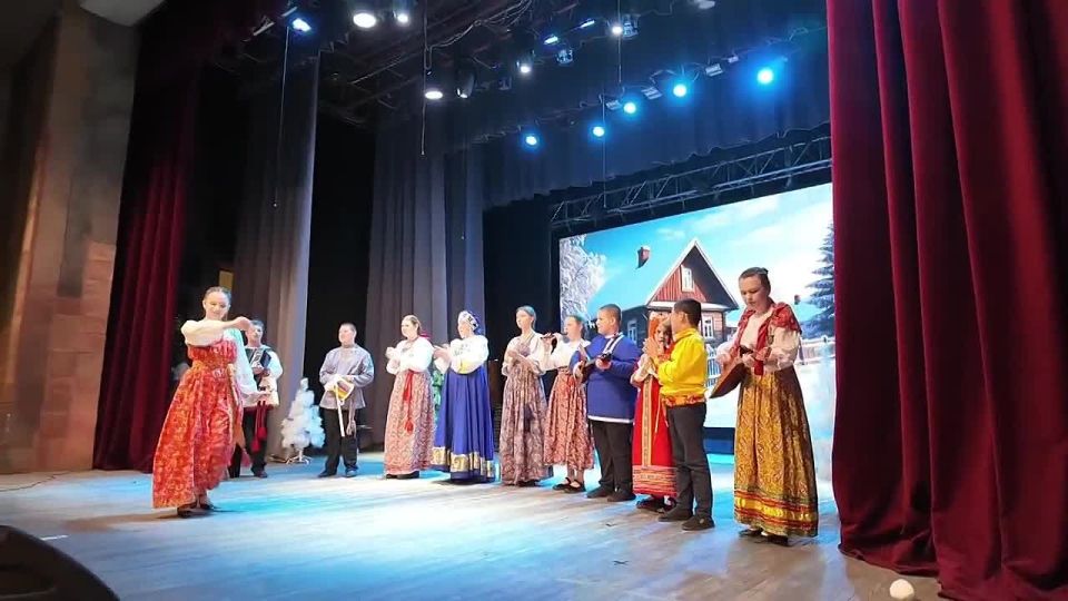 В Марксе прошёл итоговый спектакль инклюзивного проекта «Театр равных возможностей