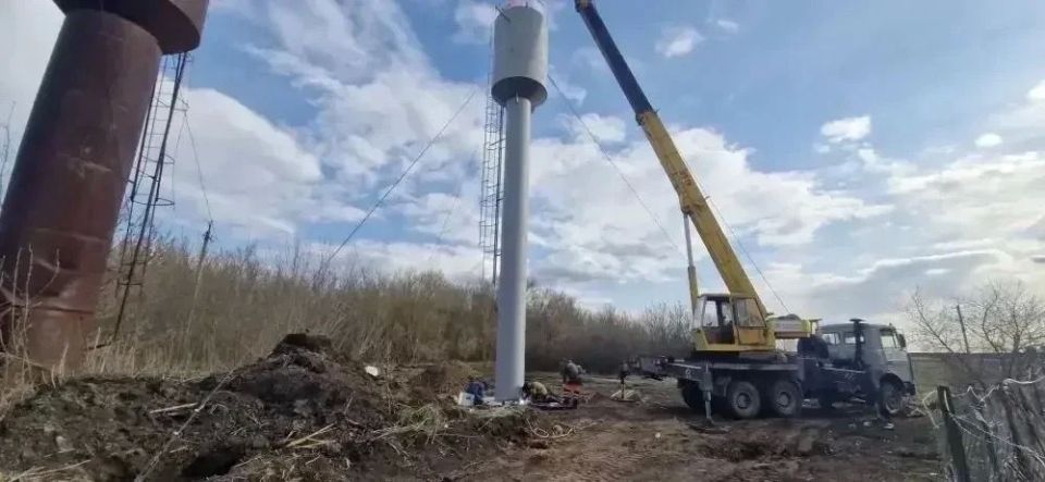 Роман Бусаргин: В селах 5 районов Саратовской области планируется заменить 10,5 км сетей, 19 колодцев, насосное оборудование, водонапорные башни Роман Бусаргин: В селах 5 районов Саратовской области планируется заменить 10,5 км сетей, 19 колодцев, насосное оборудование, водонапорные башни