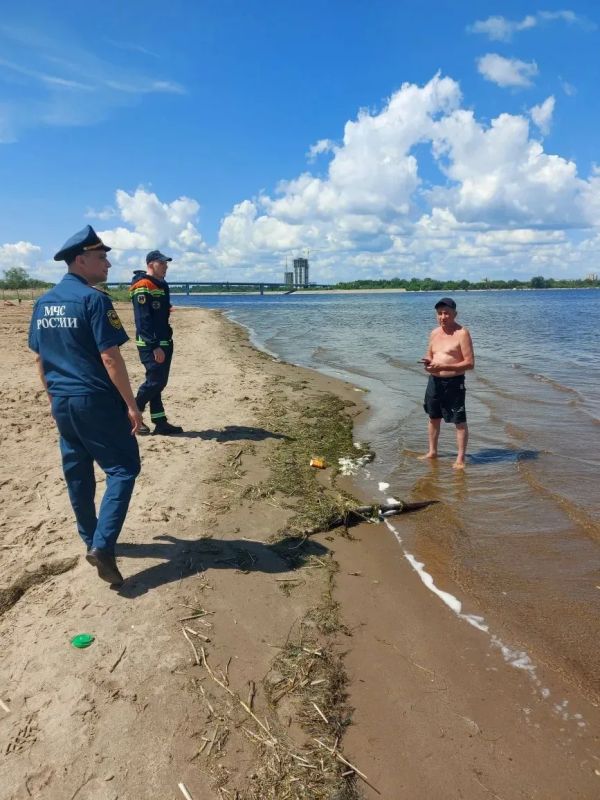 В выходные в Балаково прошли профилактические рейды по безопасному поведению на воде и противопожарному режиму В выходные в Балаково прошли профилактические рейды по безопасному поведению на воде и противопожарному режиму