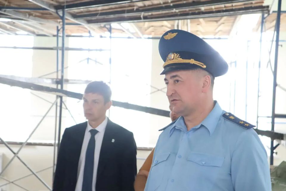Прокурор Саратовской области Сергей Филипенко проконтролировал ход работ по сохранению объекта культурного наследия в Аткарске Прокурор Саратовской области Сергей Филипенко проконтролировал ход работ по сохранению объекта культурного наследия в Аткарске