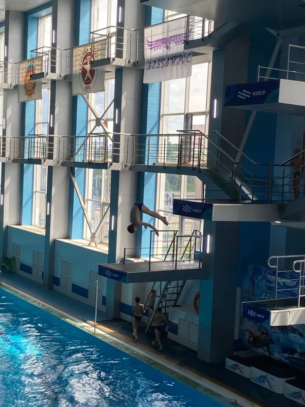 В Балаково прошли соревнования по прыжкам в воду В Балаково прошли соревнования по прыжкам в воду