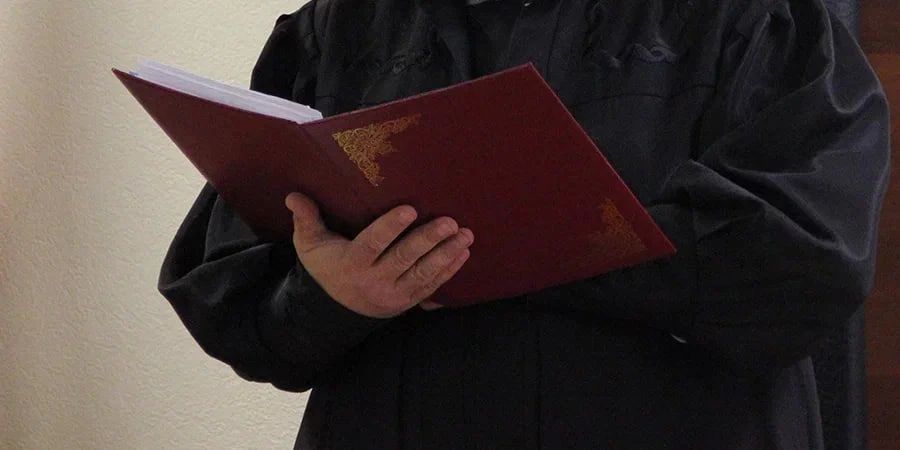 Суд оставил в силе приговор опекунше из Озинок за перелом позвоночника у девочки