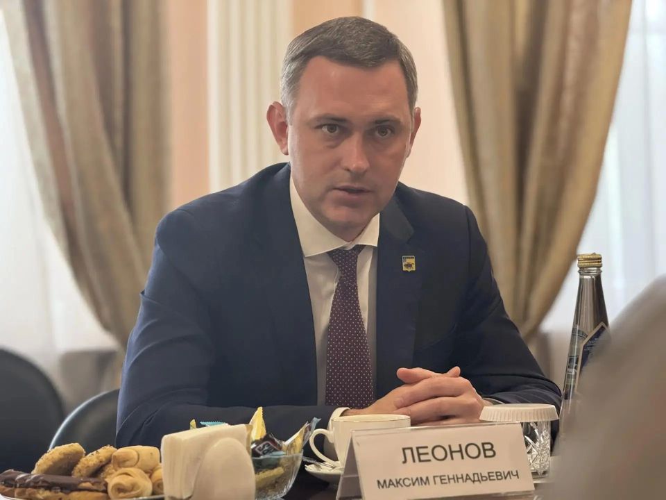 В преддверии особого праздника для всех нас – Дня России встретился с семьей участника специальной военной операции Сергея В., который в настоящее время выполняет боевые задачи В преддверии особого праздника для всех нас – Дня России встретился с семьей участника специальной военной операции Сергея В., который в настоящее время выполняет боевые задачи