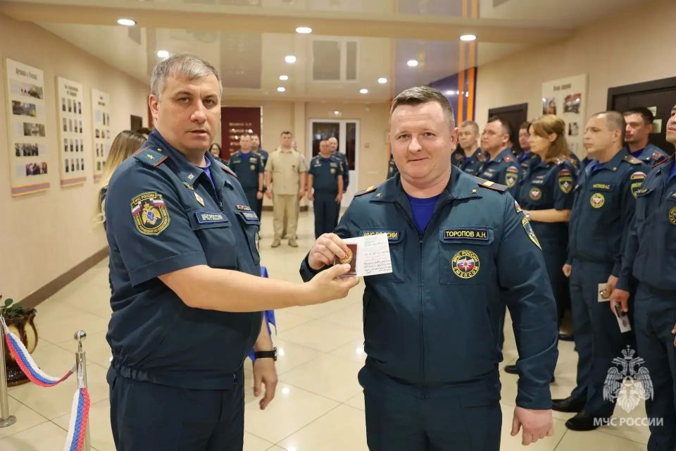 В преддверии Дня России. 12 июня наша страна отметит один из главных государственных праздников – День России В преддверии Дня России. 12 июня наша страна отметит один из главных государственных праздников – День России