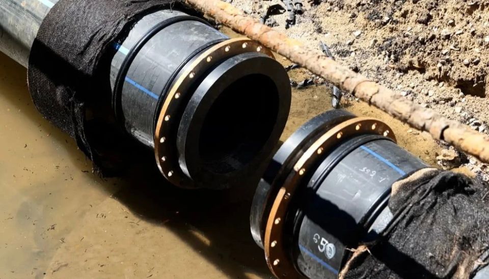 В Саратове завершили реконструкцию водопровода на улице Благодарова В Саратове завершили реконструкцию водопровода на улице Благодарова