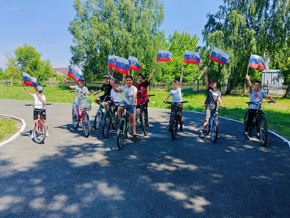 В муниципальных районах области отметили День России В муниципальных районах области отметили День России