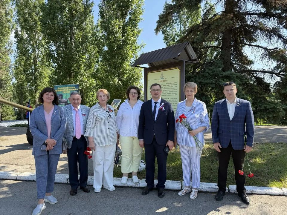 В День России в Парке Победы торжественно подняли Государственный флаг В День России в Парке Победы торжественно подняли Государственный флаг