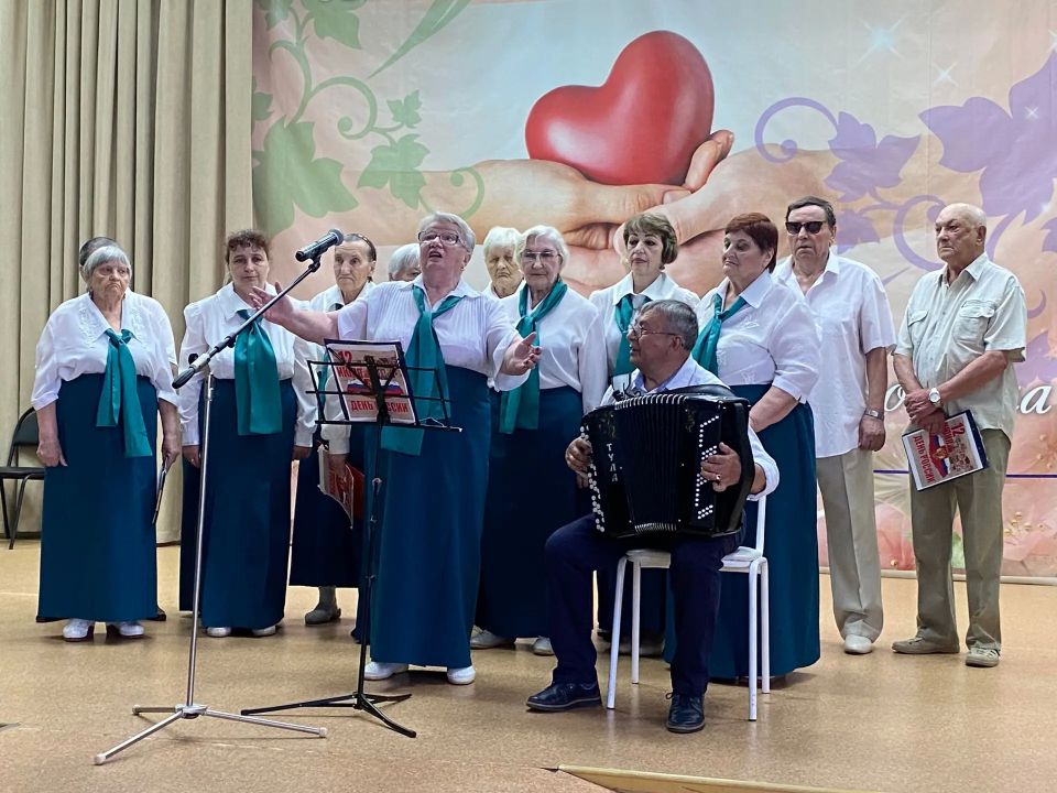 Пою тебе, моя Россия»: праздник единства в песнях и танцах Пою тебе, моя Россия»: праздник единства в песнях и танцах