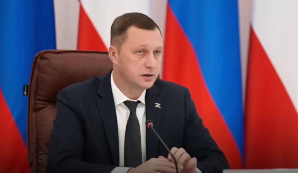 Губернатор Бусаргин поздравил жителей области с Днем России
