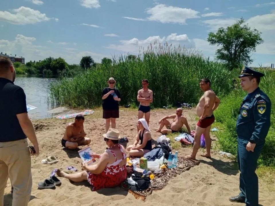 В Балаково в выходные прошли профилактические рейды по безопасному поведению на воде и противопожарному режиму В Балаково в выходные прошли профилактические рейды по безопасному поведению на воде и противопожарному режиму