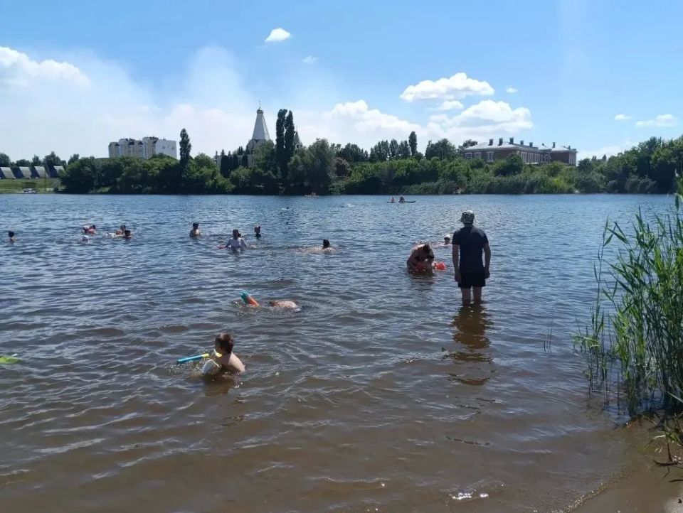 В Балаково в выходные прошли профилактические рейды по безопасному поведению на воде и противопожарному режиму В Балаково в выходные прошли профилактические рейды по безопасному поведению на воде и противопожарному режиму
