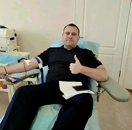 В Саратовской области полицейские приняли участие в мероприятии, посвящённом Всемирному дню донора крови В Саратовской области полицейские приняли участие в мероприятии, посвящённом Всемирному дню донора крови