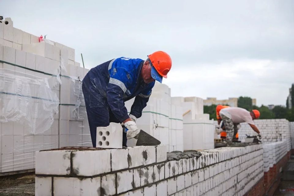 Роман Бусаргин: НАЧАЛОСЬ СТРОИТЕЛЬСТВО ДВОРЦА ЕДИНОБОРСТВ Роман Бусаргин: НАЧАЛОСЬ СТРОИТЕЛЬСТВО ДВОРЦА ЕДИНОБОРСТВ