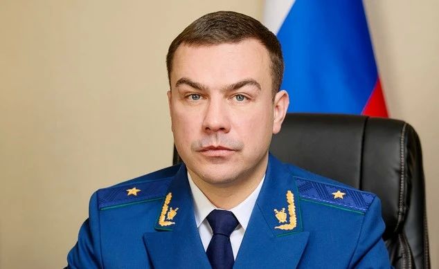Саратовской прокуратуре готовят нового главу: Совфед одобрил Романа Пантелеева