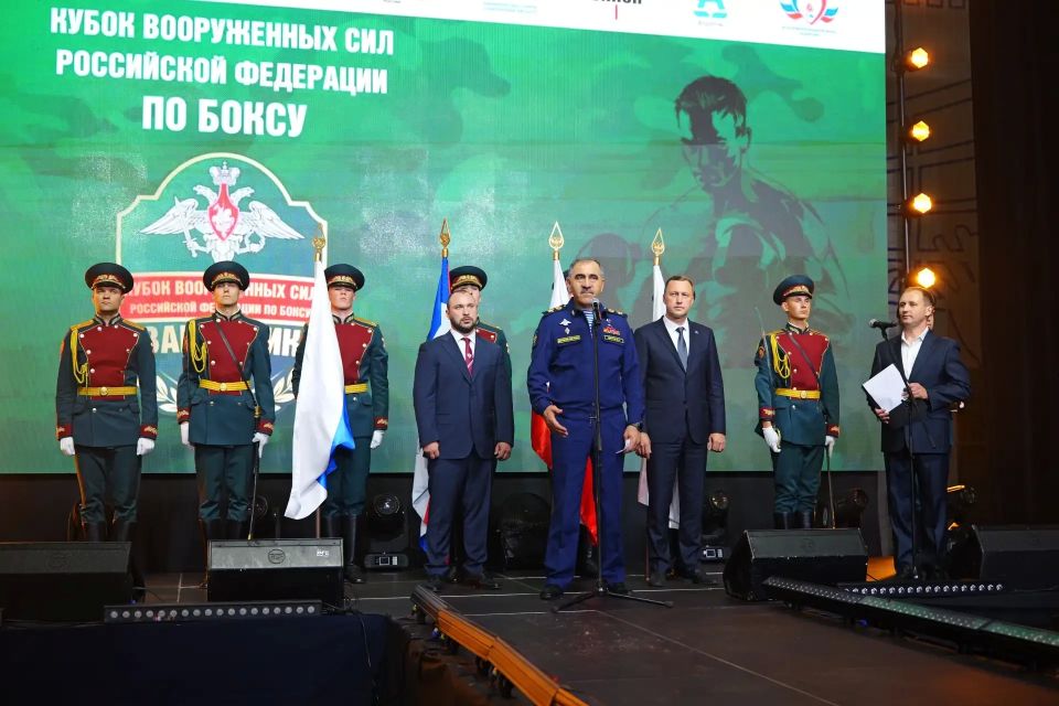 Сегодня в Саратове дан старт Всероссийским соревнованиям по боксу среди мужчин «Кубок Вооруженных сил Российской Федерации»