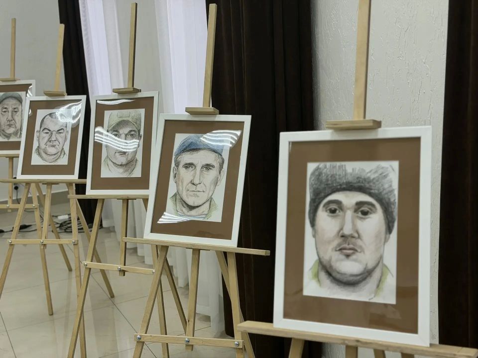 Портреты участников СВО представили на выставке Портреты участников СВО представили на выставке