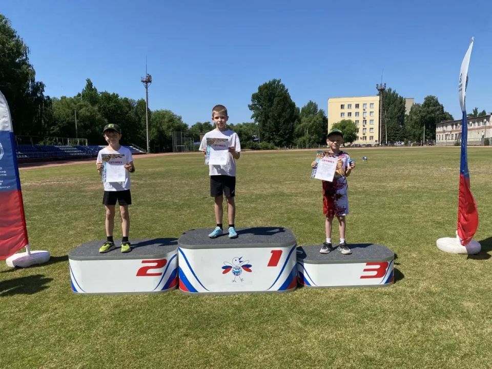 В Балаково прошли соревнования по легкой атлетике В Балаково прошли соревнования по легкой атлетике