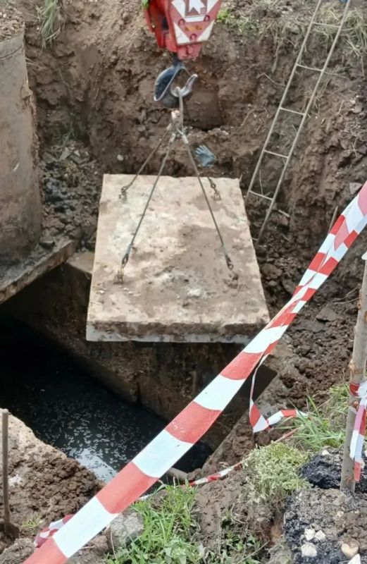 На улице Студенческой в Энгельсе специалисты МУП «Энгельс-Водоканал» провели обслуживание важного сооружения городской системы водоотведения На улице Студенческой в Энгельсе специалисты МУП «Энгельс-Водоканал» провели обслуживание важного сооружения городской системы водоотведения