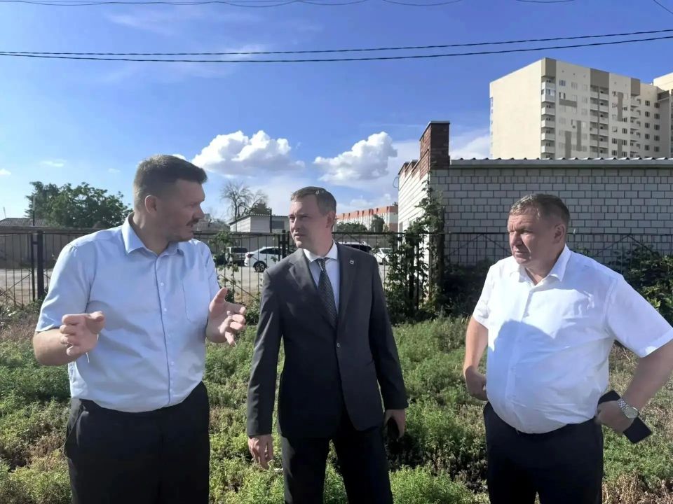 На участке улицы Полтавской от Харьковской до Новороссийской планируем обустроить тротуар На участке улицы Полтавской от Харьковской до Новороссийской планируем обустроить тротуар