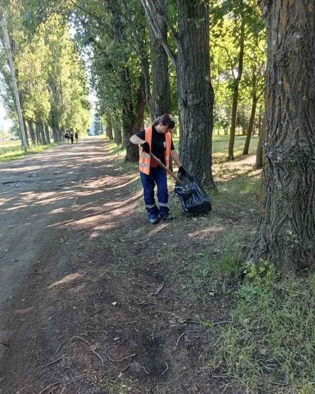 «Комбинат благоустройства» продолжает работы по покосу травы и нанесению пешеходной разметки «Комбинат благоустройства» продолжает работы по покосу травы и нанесению пешеходной разметки