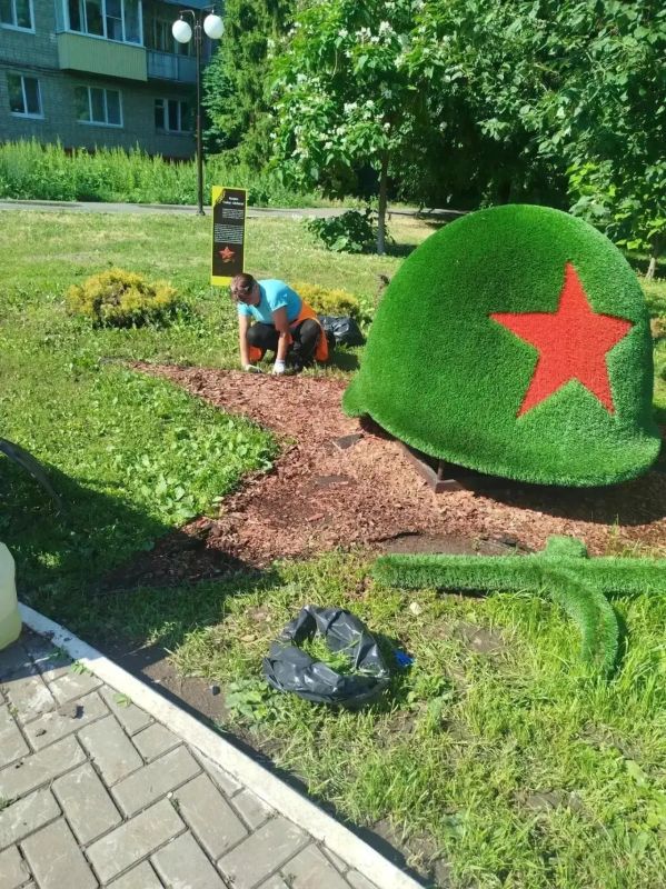 «Комбинат благоустройства» продолжает работы по покосу травы и нанесению пешеходной разметки «Комбинат благоустройства» продолжает работы по покосу травы и нанесению пешеходной разметки