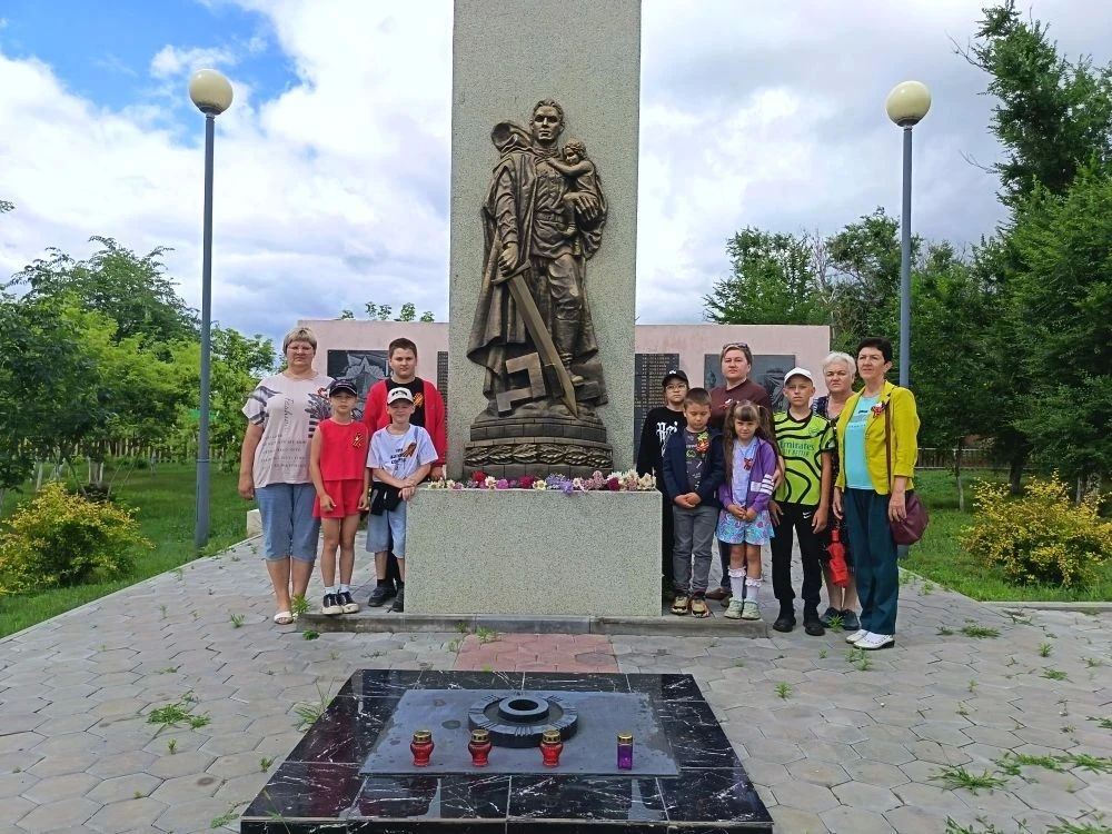 В день памяти и скорби в сёлах Натальинского МО почтили память павших воинов В день памяти и скорби в сёлах Натальинского МО почтили память павших воинов
