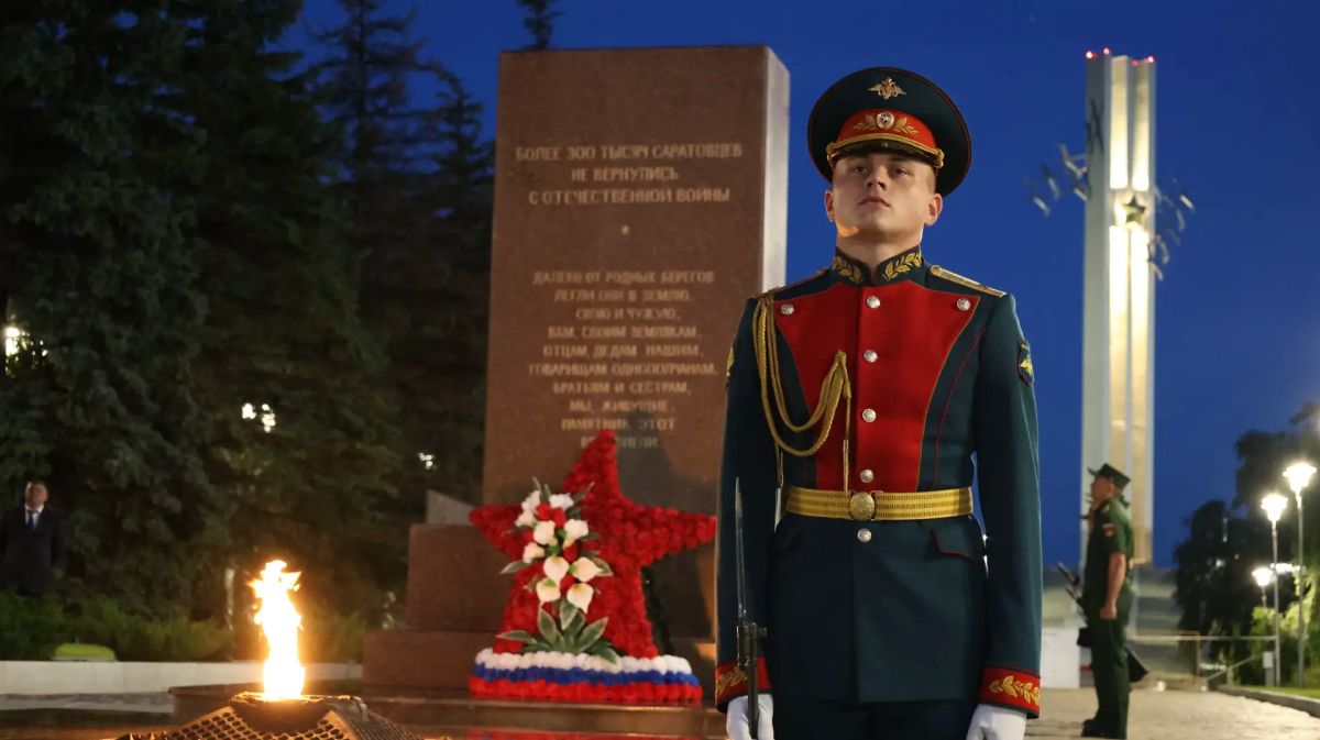Сегодня, в День памяти и скорби – 85-й годовщины начала Великой Отечественной войны – состоялись памятные мероприятия в рамках Всероссийской акции #СвечаПамяти Сегодня, в День памяти и скорби – 85-й годовщины начала Великой Отечественной войны – состоялись памятные мероприятия в рамках Всероссийской акции #СвечаПамяти